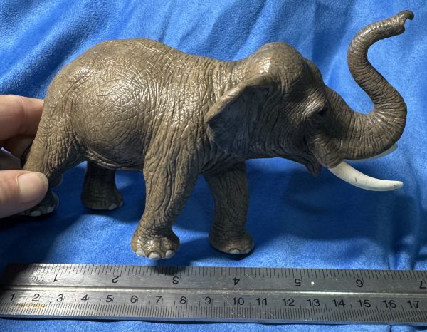 Schleich second hand Baby Elephant