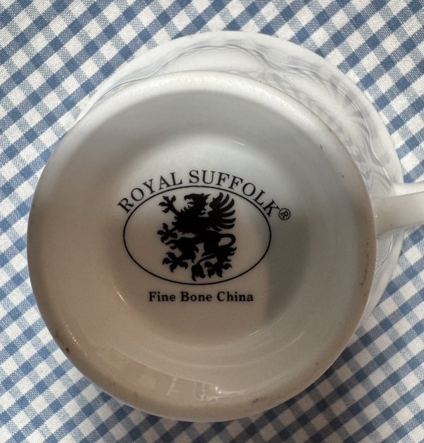 Royal Suffolk Fine Bone China part teaset - Image 2