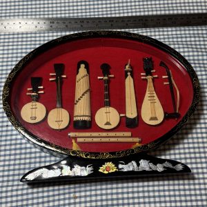 Oriental miniature display