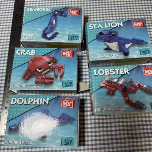 Small lego type sea creatures - 5 in the group
